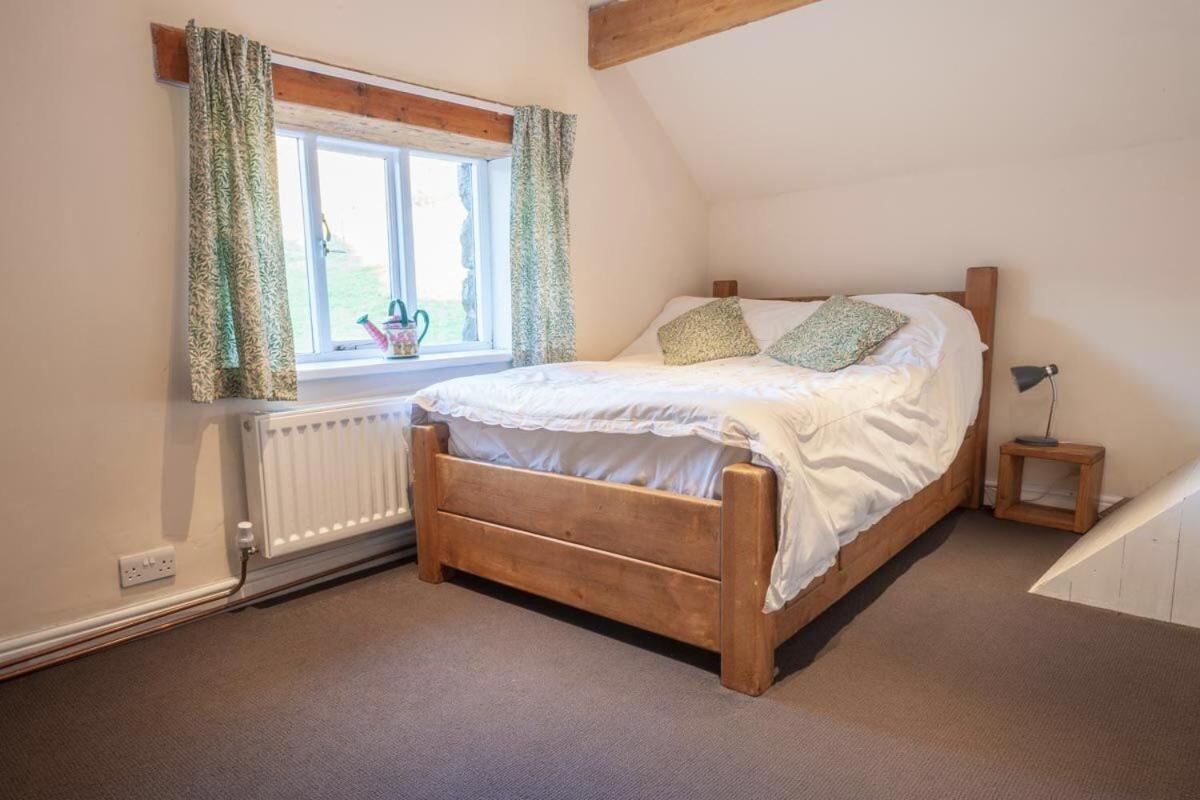 Lee House Farm Holiday Cottage With Possible Use Of Hot Tub Ninety Pounds A Session Waterfall المظهر الخارجي الصورة